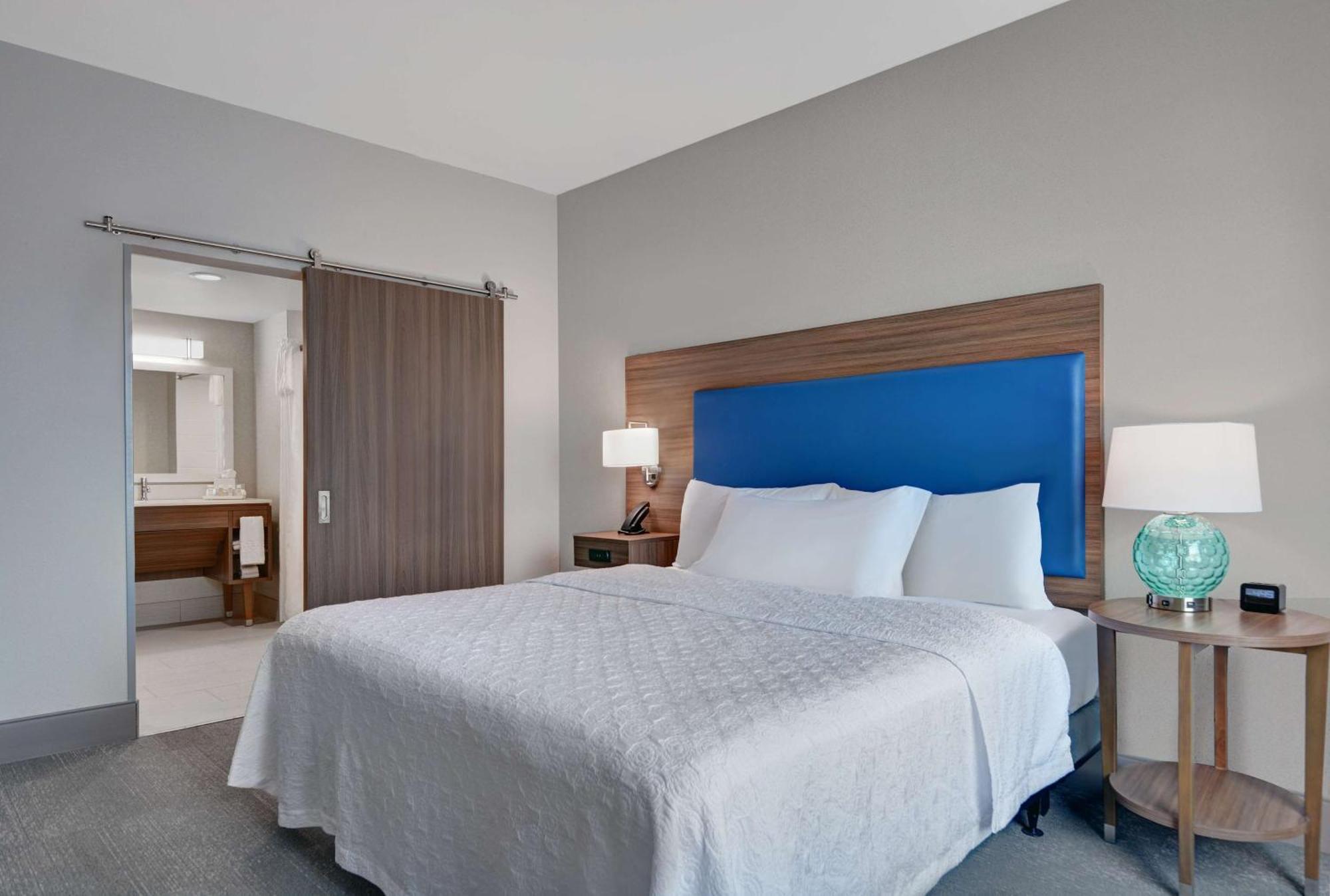 Hotel Home2 By Hilton Rogers