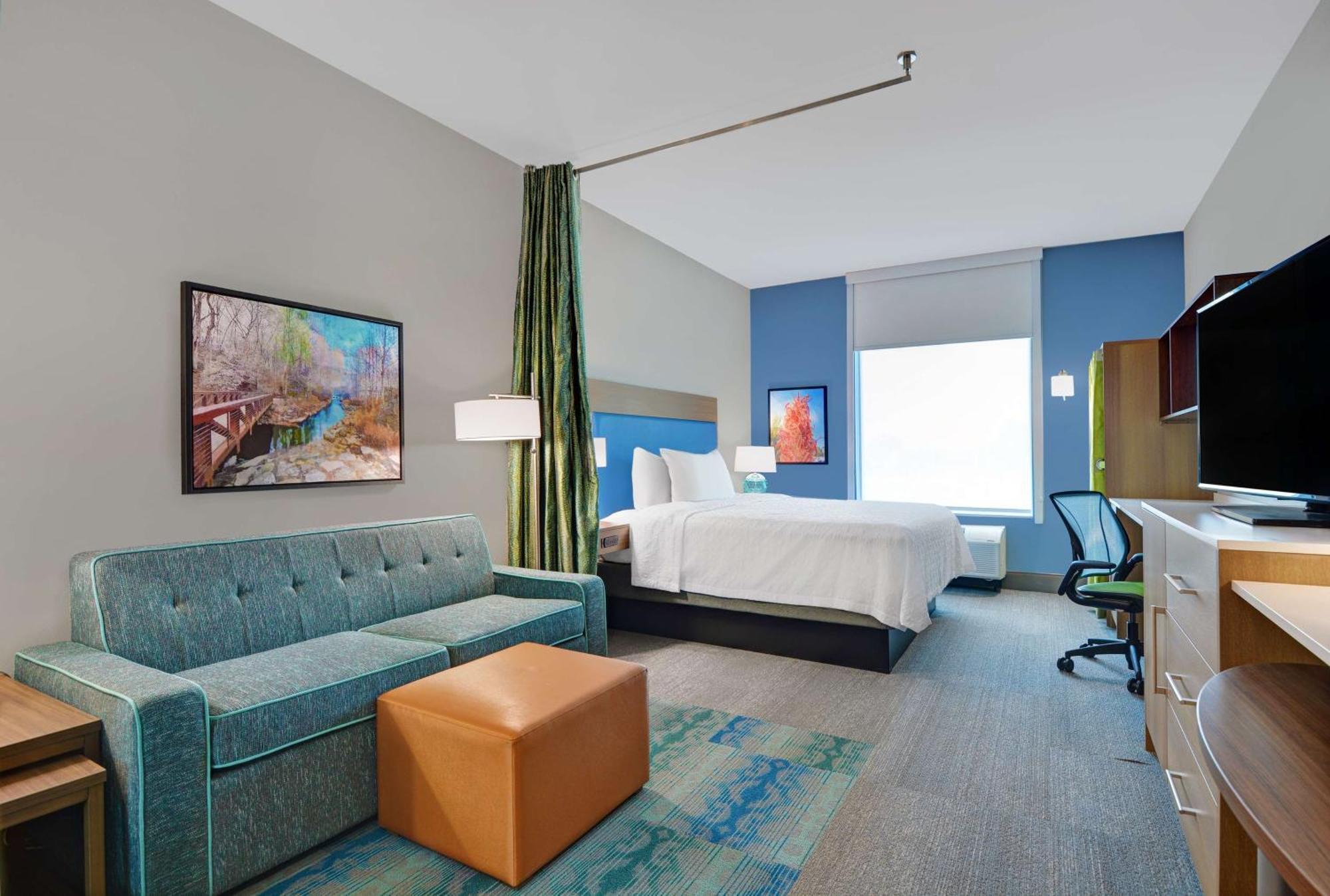 Home2 By Hilton Rogers Hotel 3*