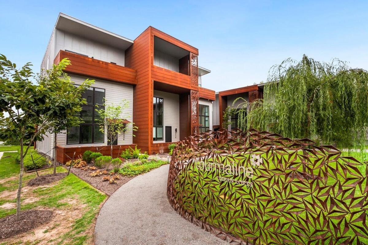 Holiday home Terracotta Townhome-by Momentary-bikes Available Bentonville