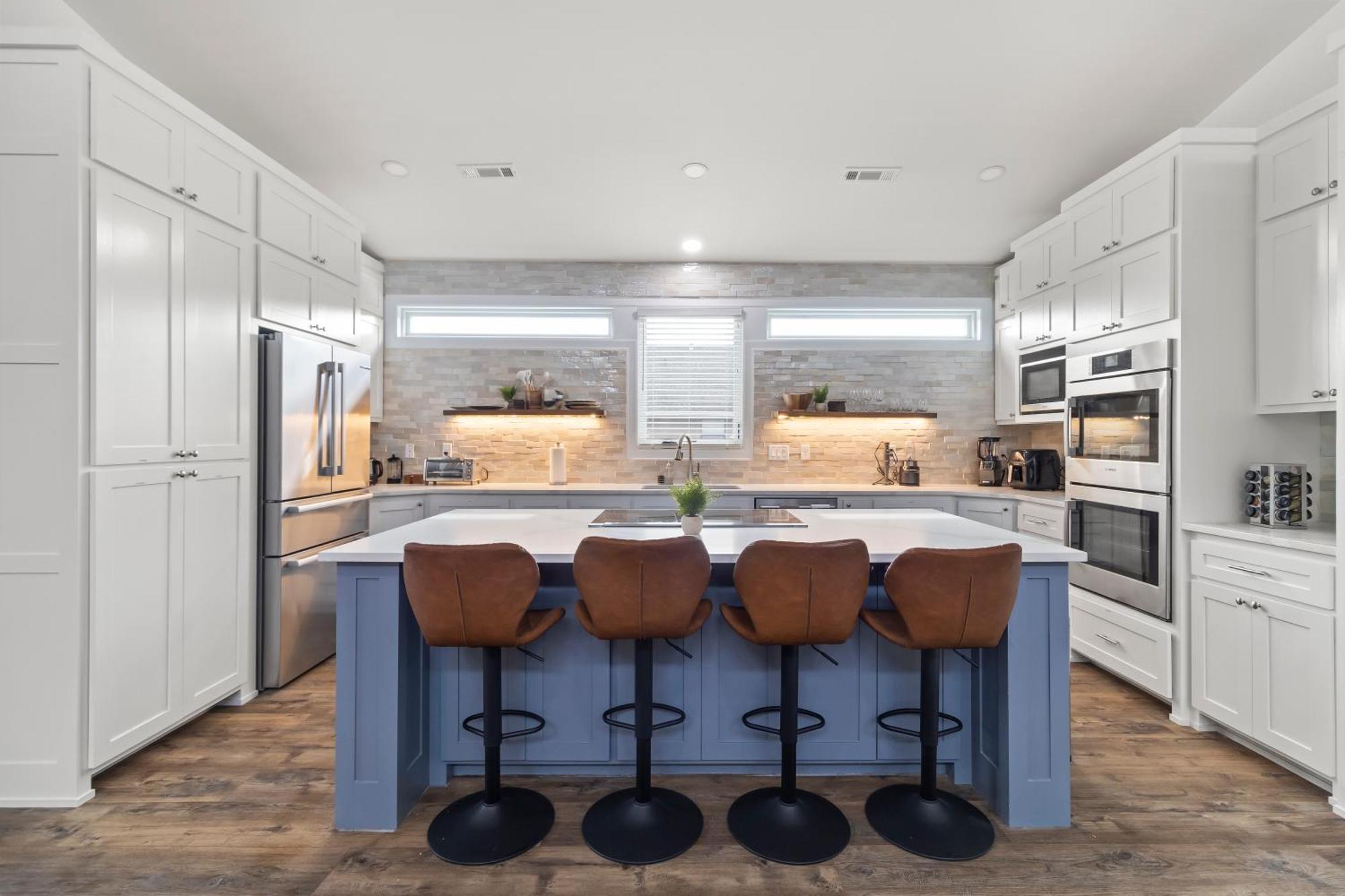 Holiday home Hook St Art Pad: Just 5 Mins To Downtown Vibes!