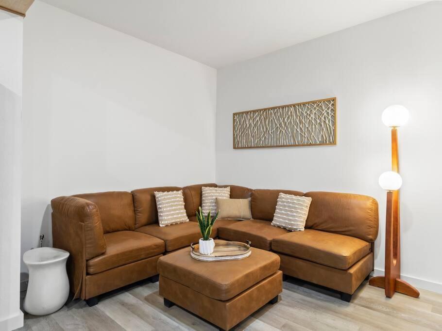 Holiday home Hook St Art Pad: Just 5 Mins To Downtown Vibes! Bentonville