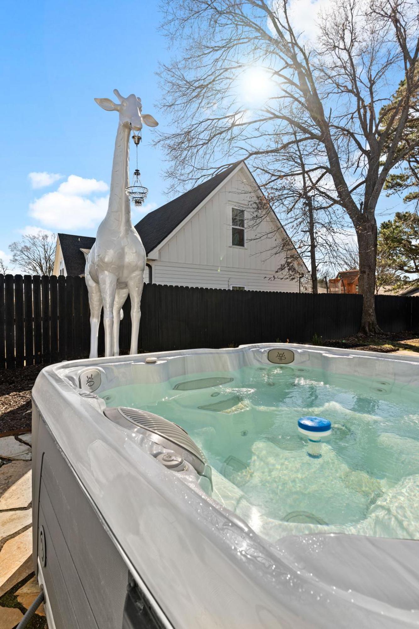 Bella Elegant Family Retreat In Downtown Holiday home Bentonville