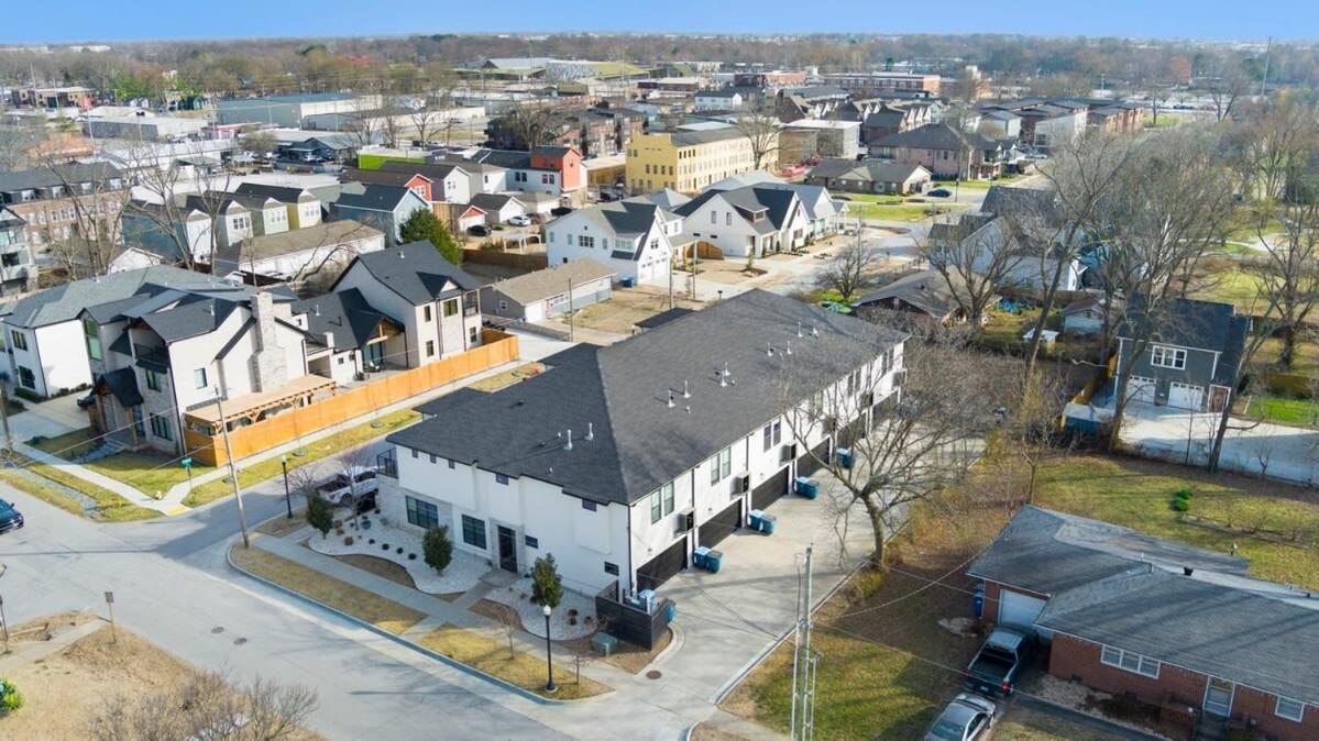 Be Downtown-walk To Square- Bikes Available Holiday home