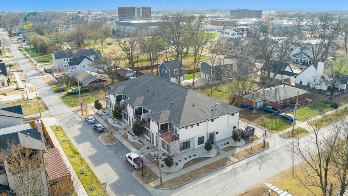 Holiday home Be Downtown-walk To Square- Bikes Available