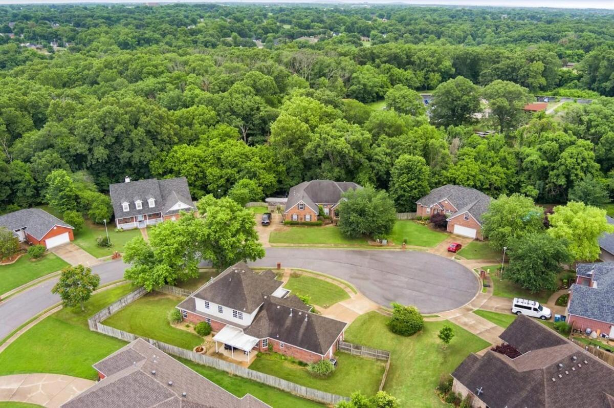 Club Coler- Ultimate Bike Home-near Dt * Bentonville