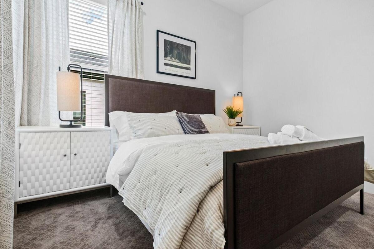 Holiday home The Fillmore - Hot Tub - 1 Mi To Downtown *