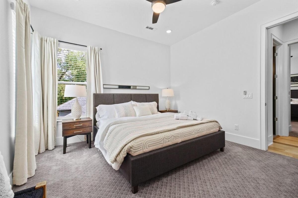 Holiday home The Fillmore - Hot Tub - 1 Mi To Downtown *