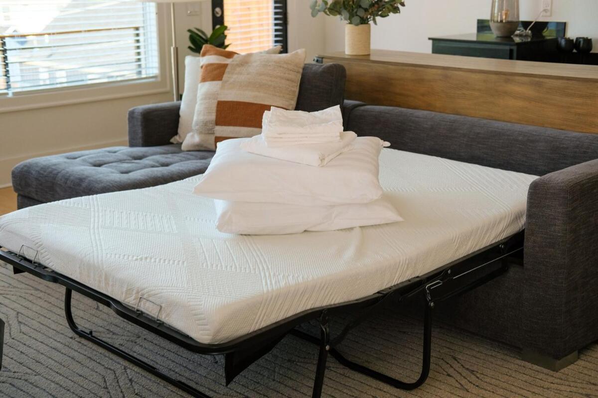 The Fillmore - Hot Tub - 1 Mi To Downtown Holiday home *