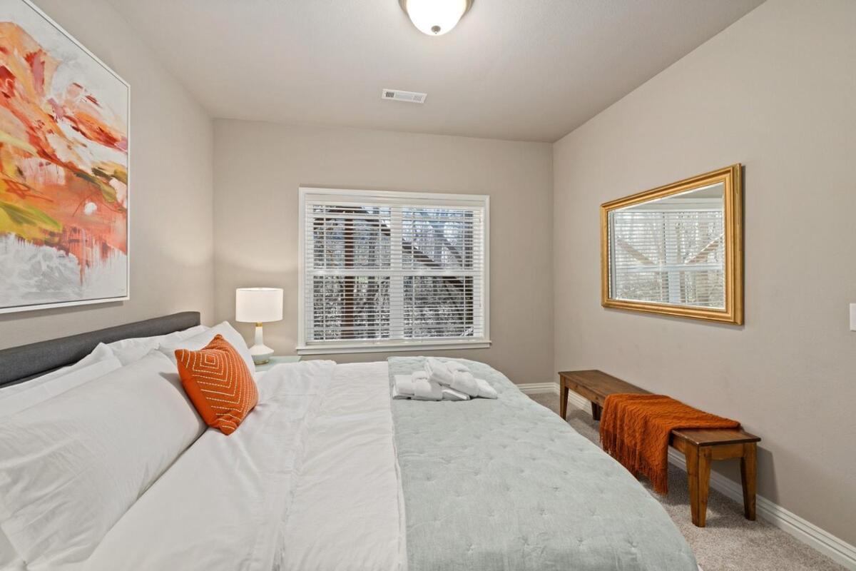 Holiday home The Genesis-bike Friendly-hot Tub- Sleeps 15 Bentonville