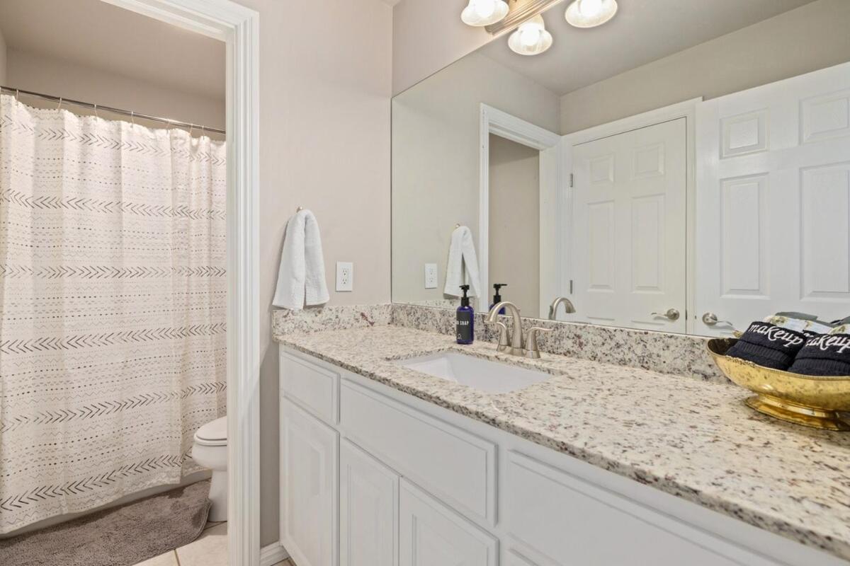 The Genesis-bike Friendly-hot Tub- Sleeps 15