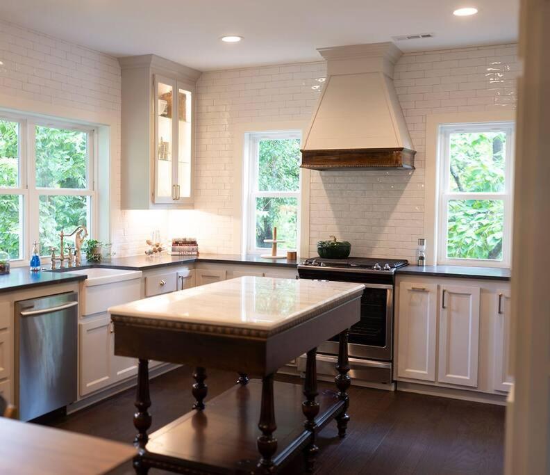 Apartment Carriage House On Historic Square Bentonville
