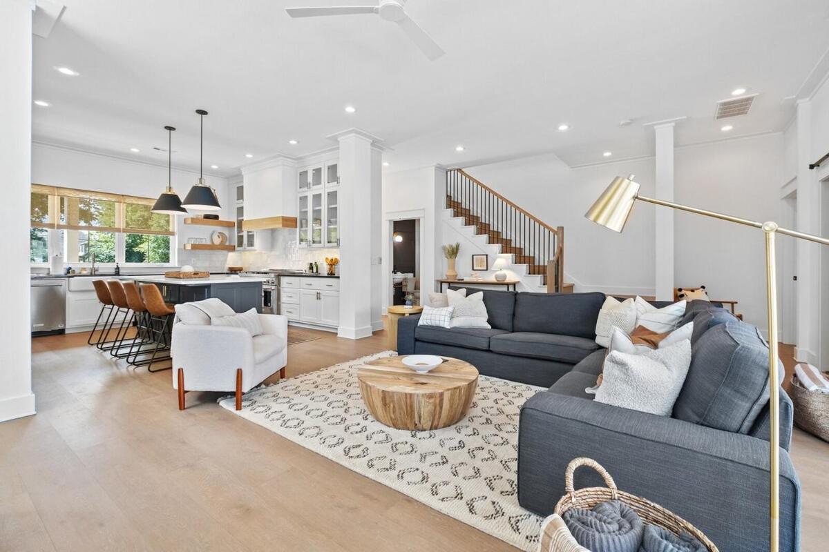 The Weekender House Pool Downtown Holiday home