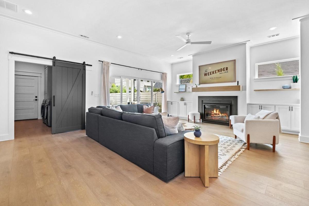 The Weekender House Pool Downtown Holiday home *