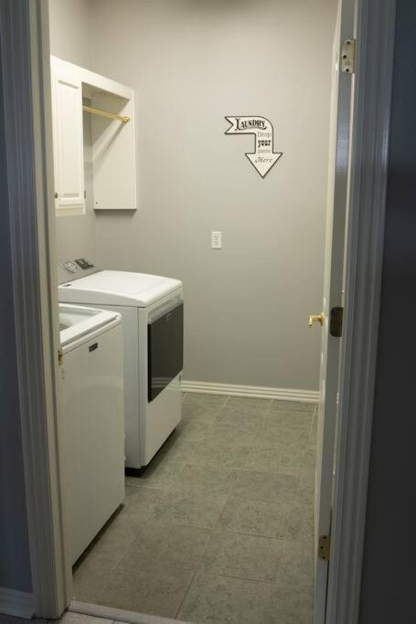 Holiday home Walking Distance To Coler Mtn Bike - 3br 2ba *