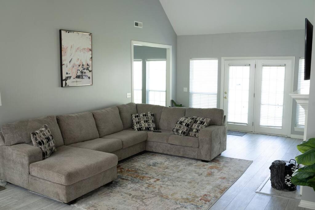 Walking Distance To Coler Mtn Bike - 3br 2ba Holiday home *