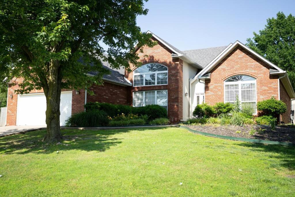 Walking Distance To Coler Mtn Bike - 3br 2ba Holiday home *