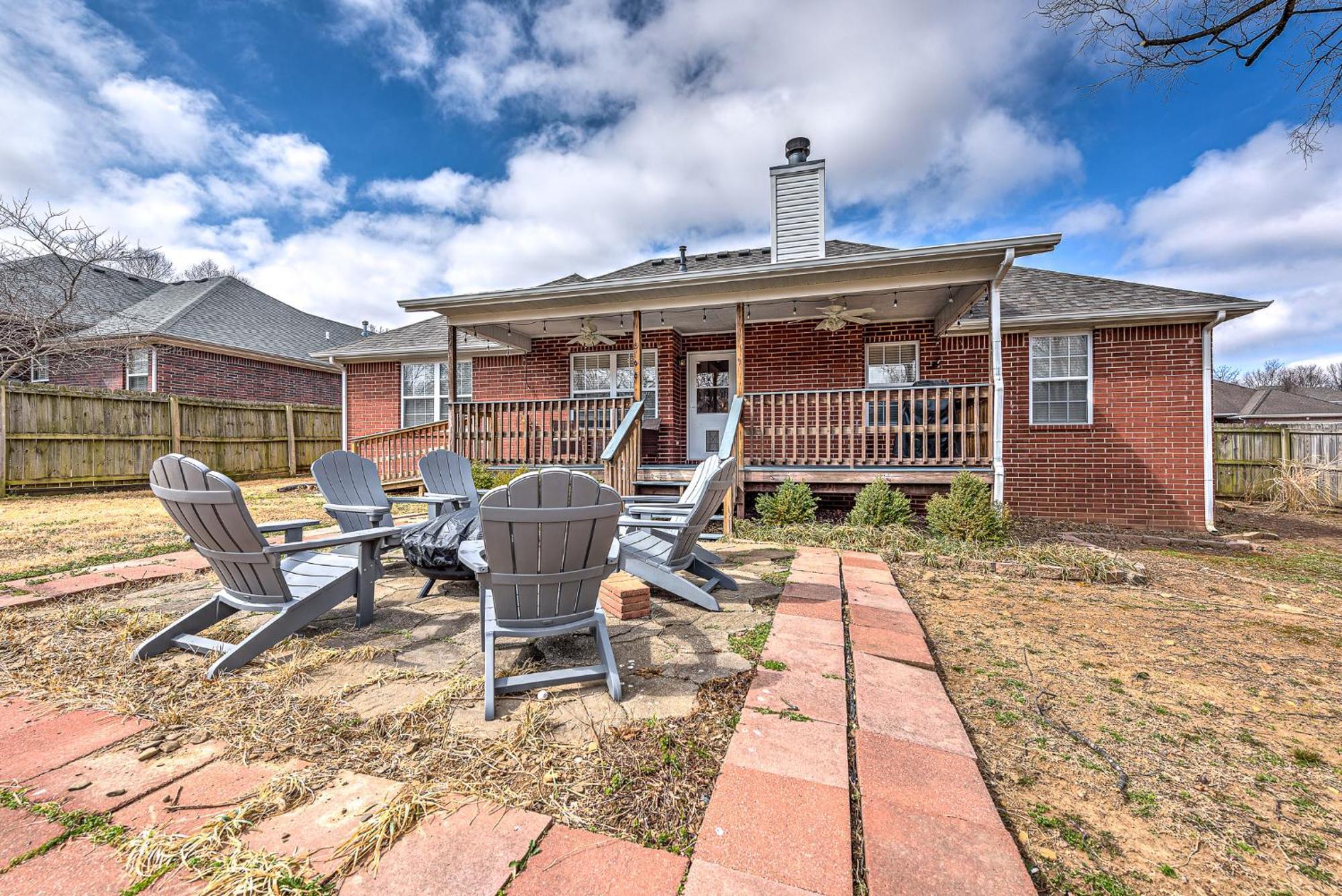 The Hummingbird House-coler Creek Dream Location Bentonville