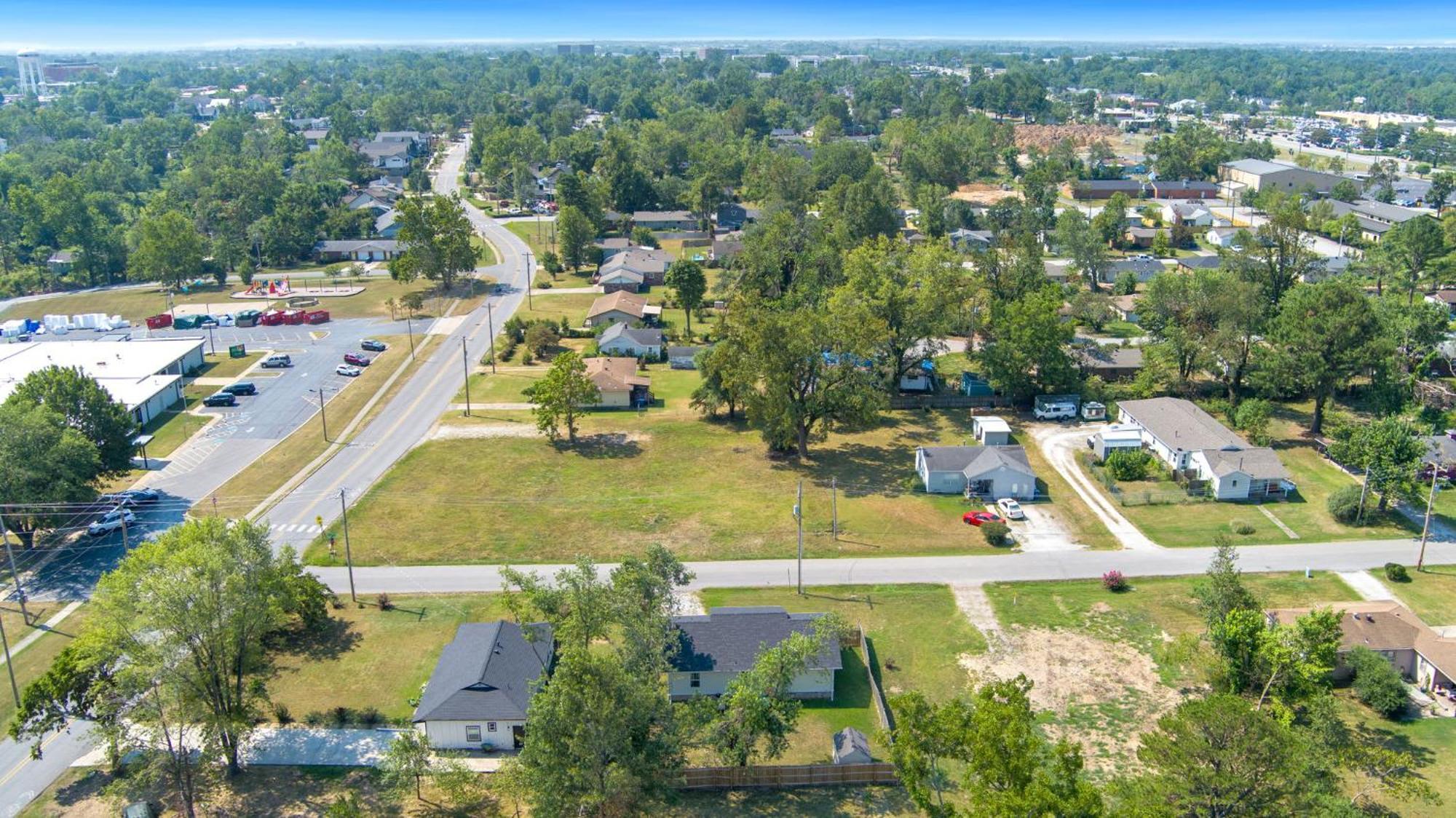 The Dime-1 Mi To Downtown-1 Block To Mtb Trail Holiday home Bentonville