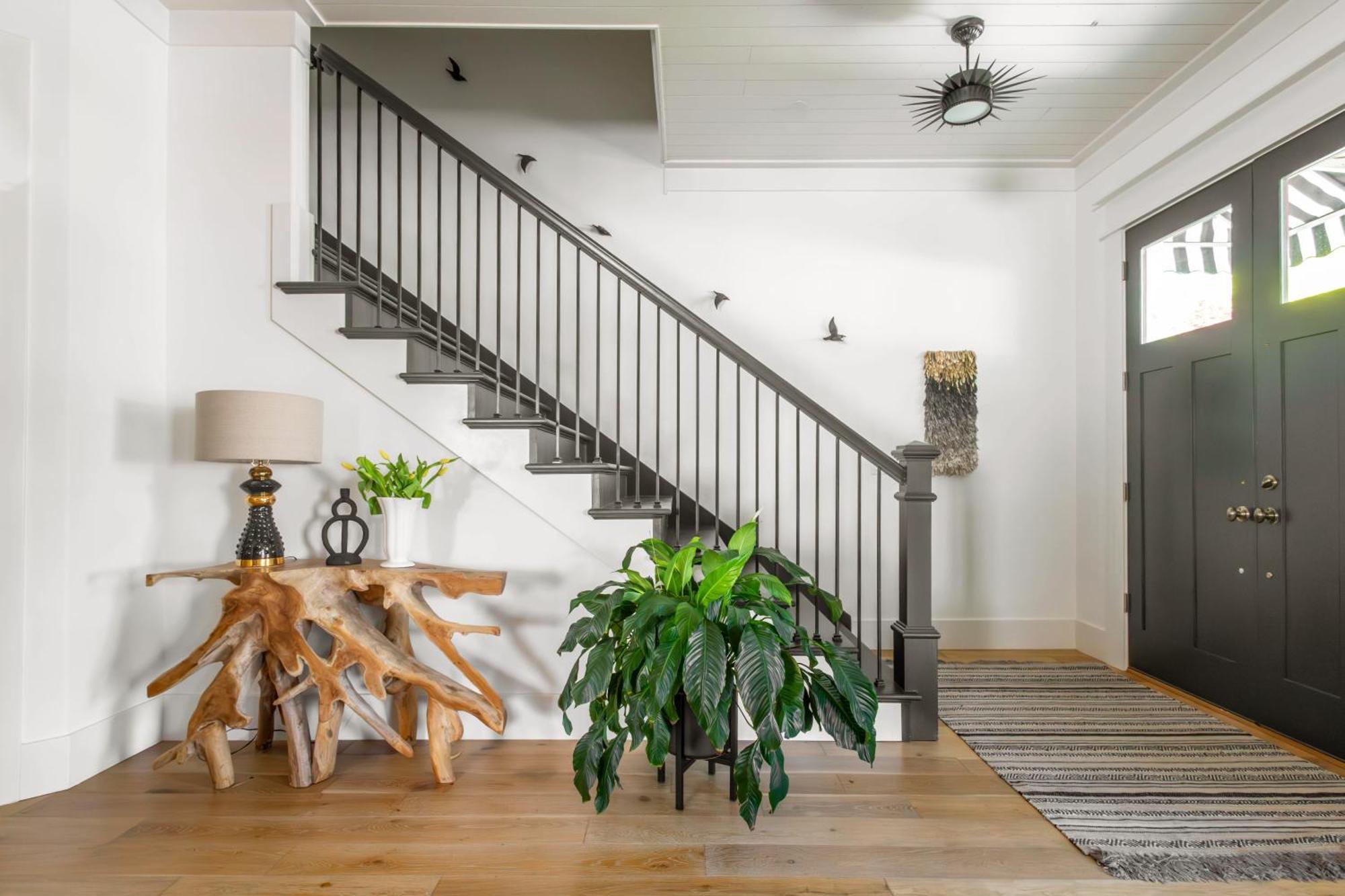 Beryl West - Elegant, Artful, Pet-friendly Holiday home