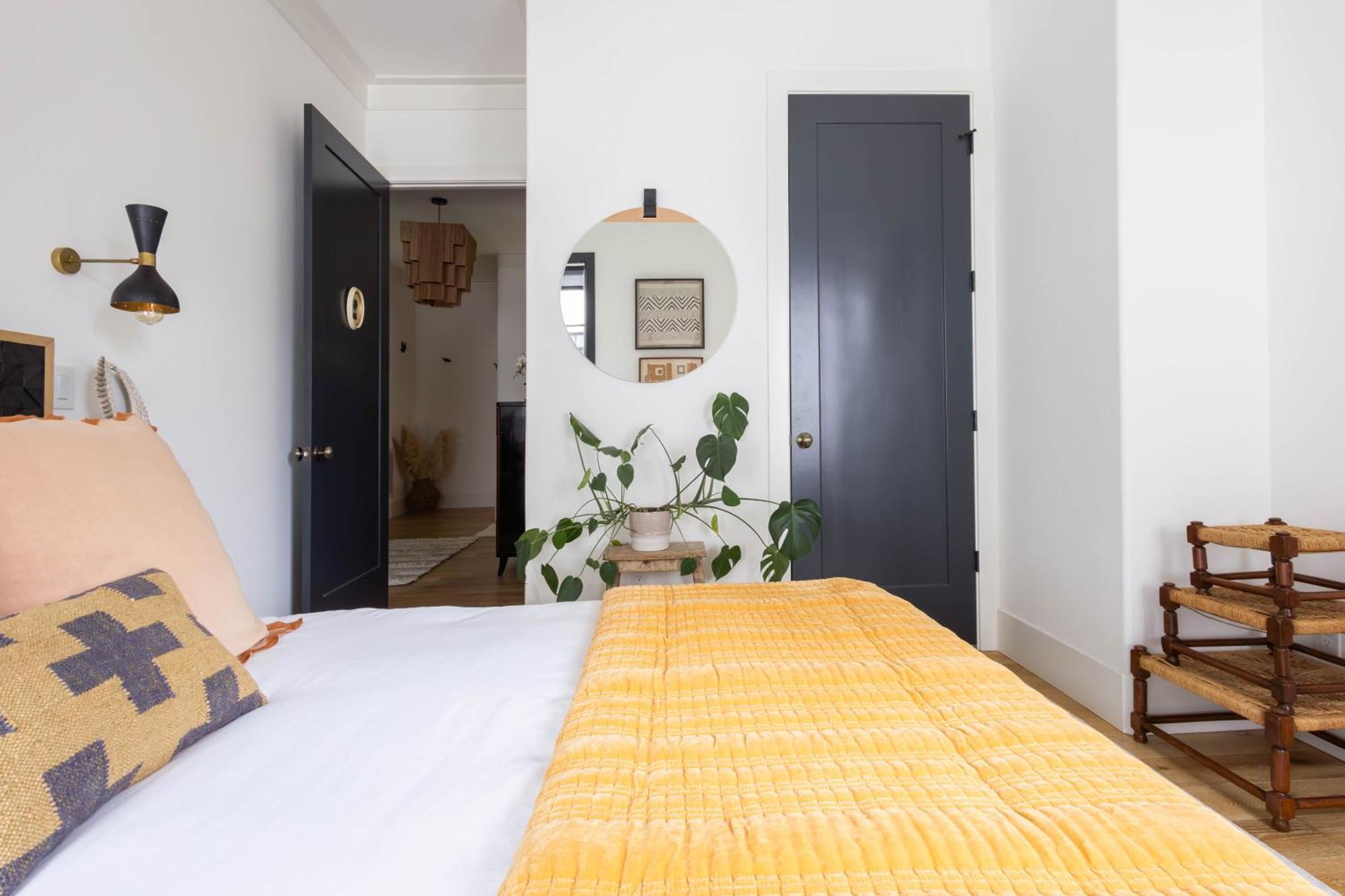 Beryl West - Elegant, Artful, Pet-friendly Holiday home Bentonville