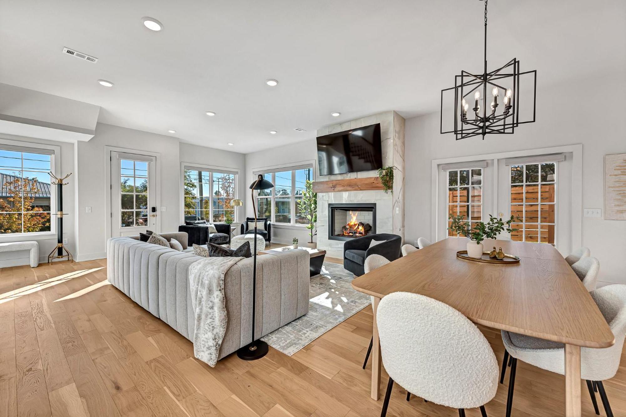 Lux Haus Bentonville, Momentary Views & Bike Trail Holiday home Bentonville