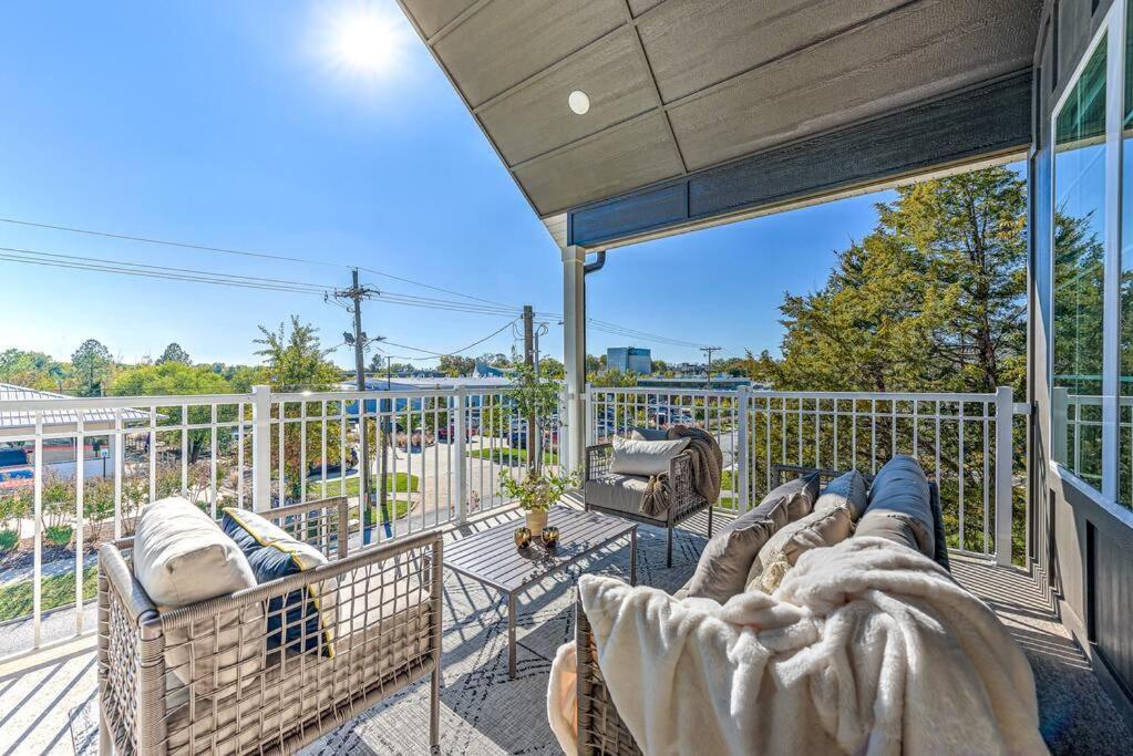 Holiday home Lux Haus Bentonville, Momentary Views & Bike Trail