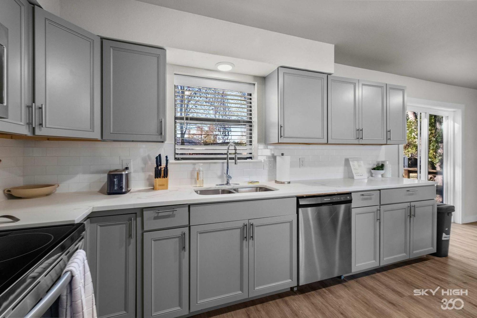Holiday home Beth Ln Breakaway Family Home-blocks From Walmart Hq *