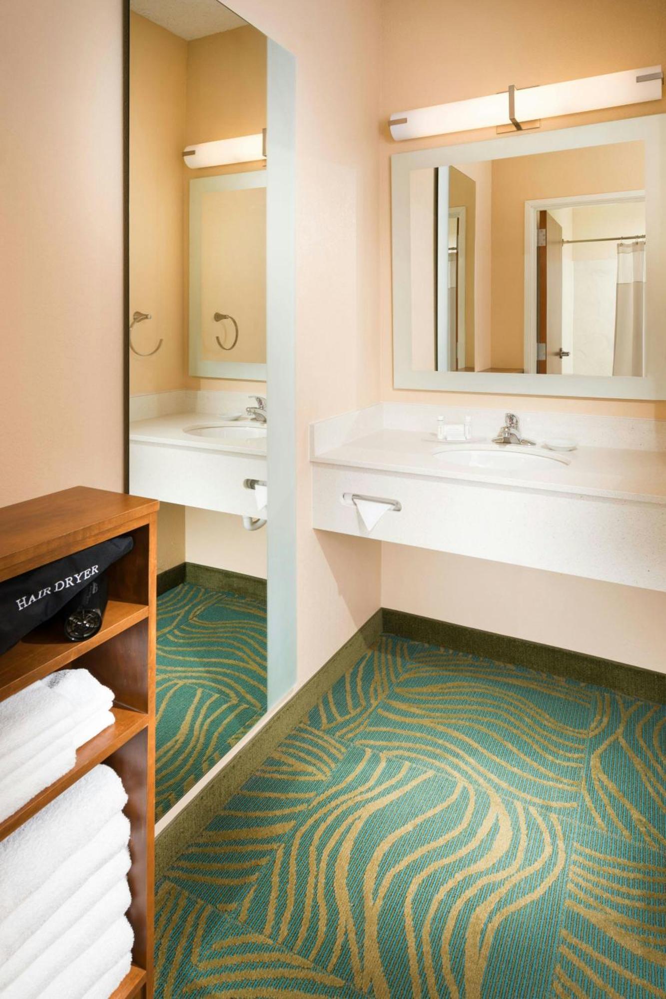 Hotel Springhill By Marriott