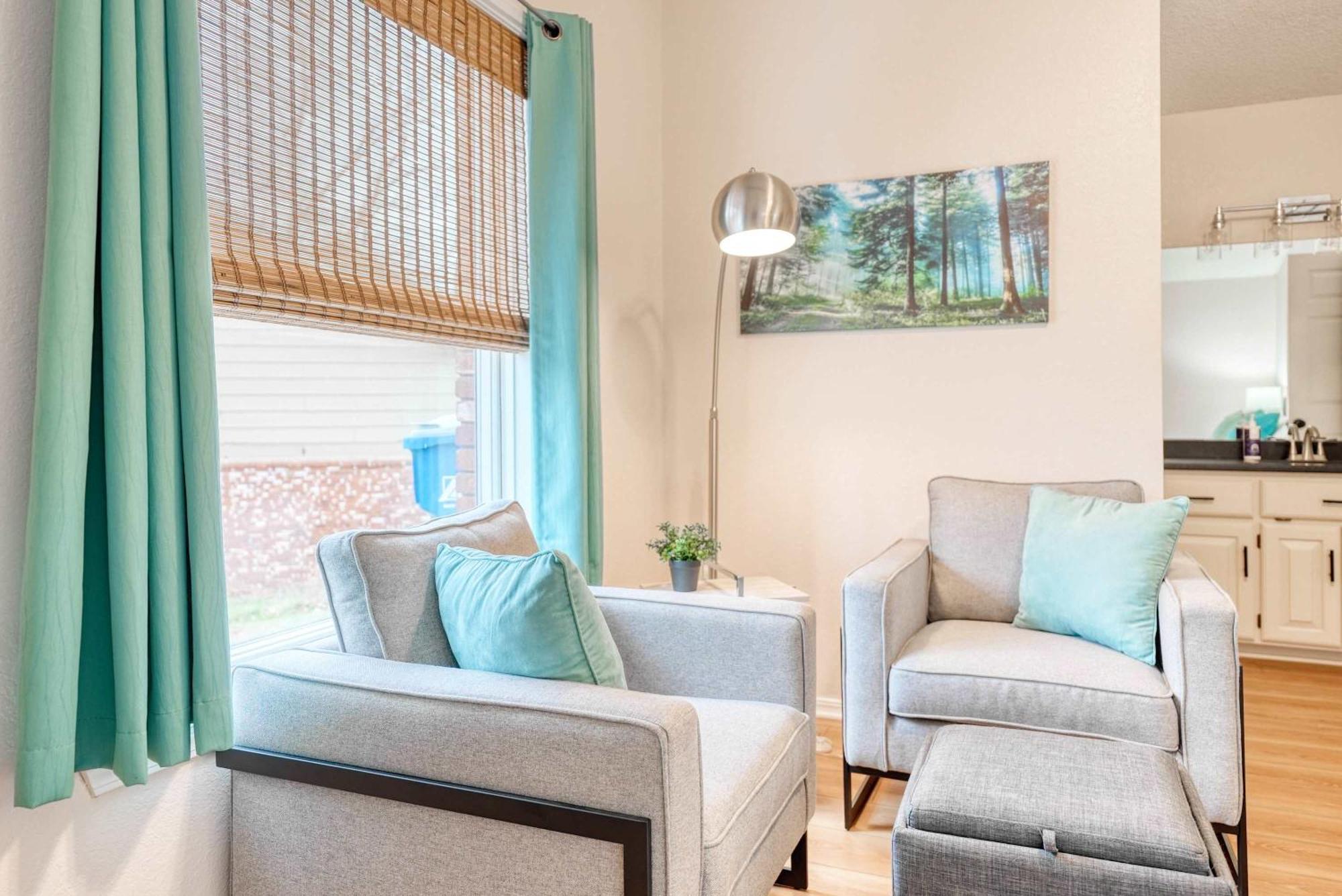 Holiday home Modern Retreat - Sleeps 6 Near Trails *