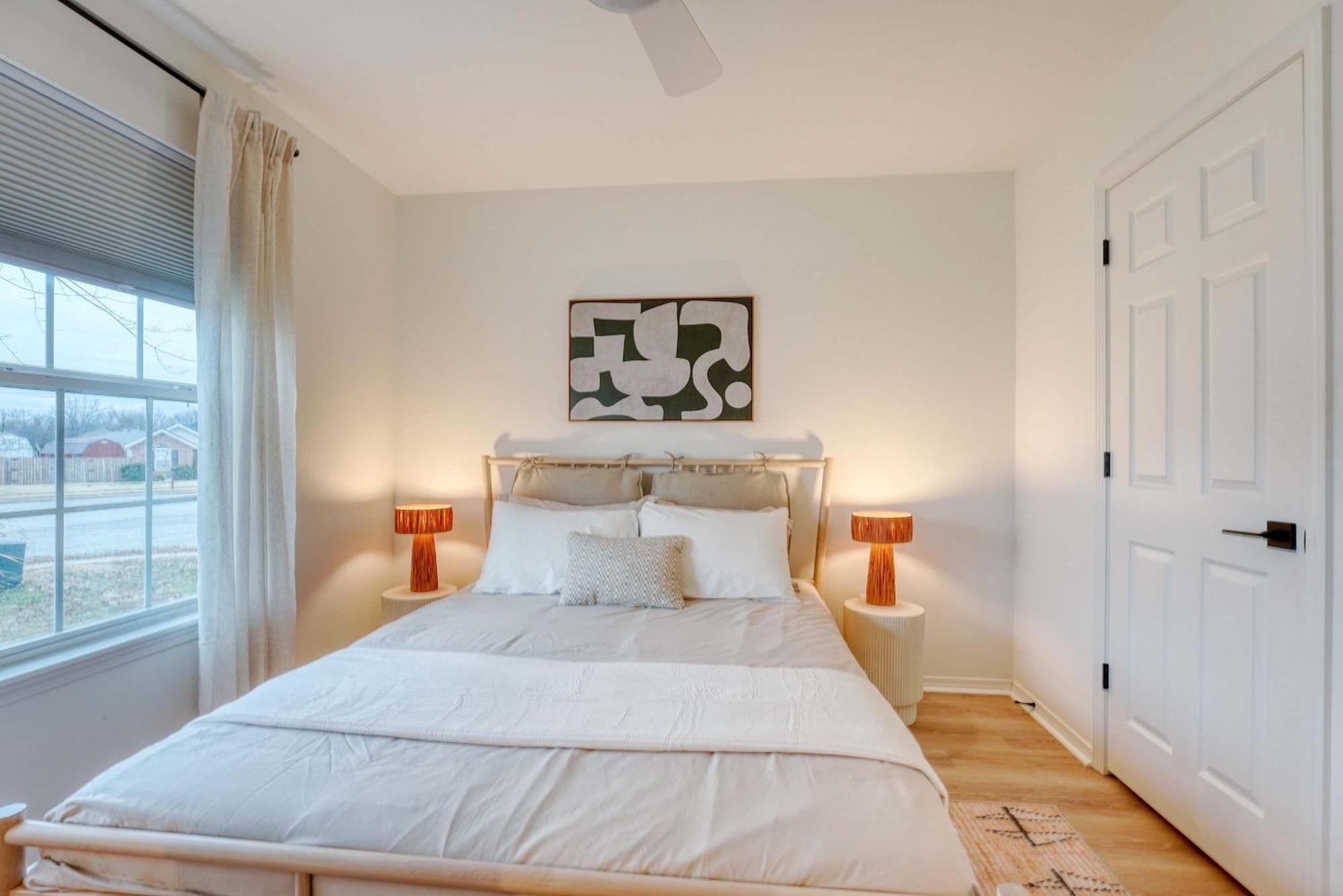 Modern 3br Half Mile To Square Holiday home *