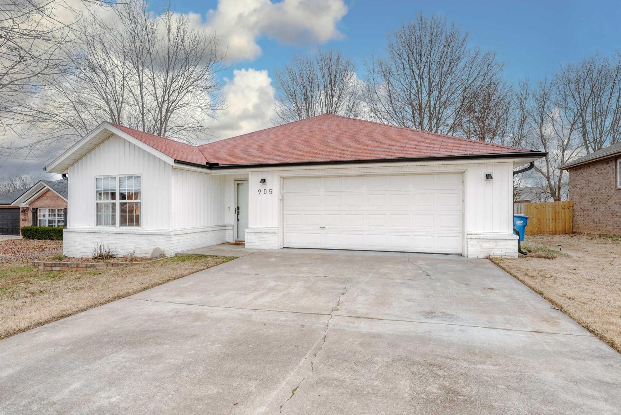 Holiday home Modern 3br Half Mile To Square Bentonville