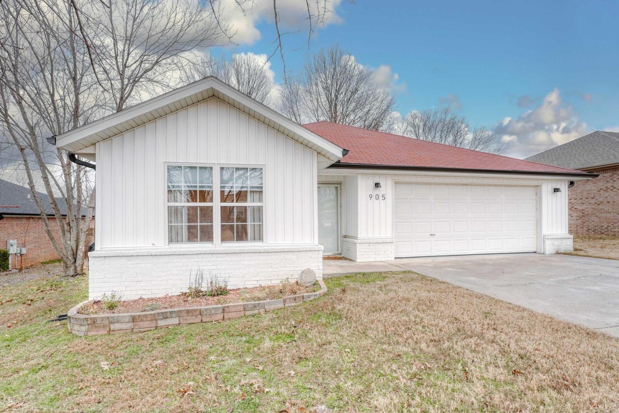 Holiday home Modern 3br Half Mile To Square Bentonville