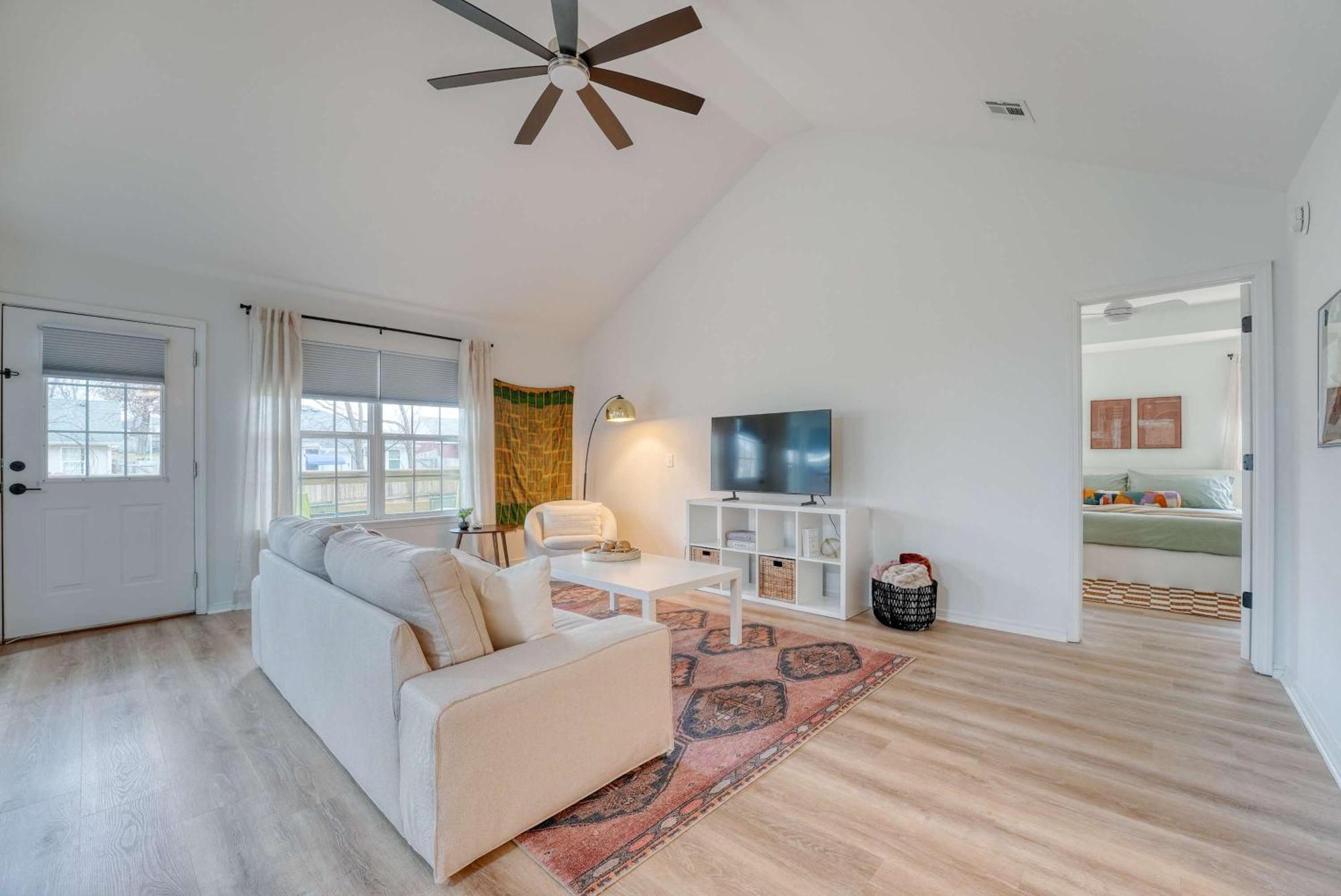 Modern 3br Half Mile To Square Holiday home Bentonville