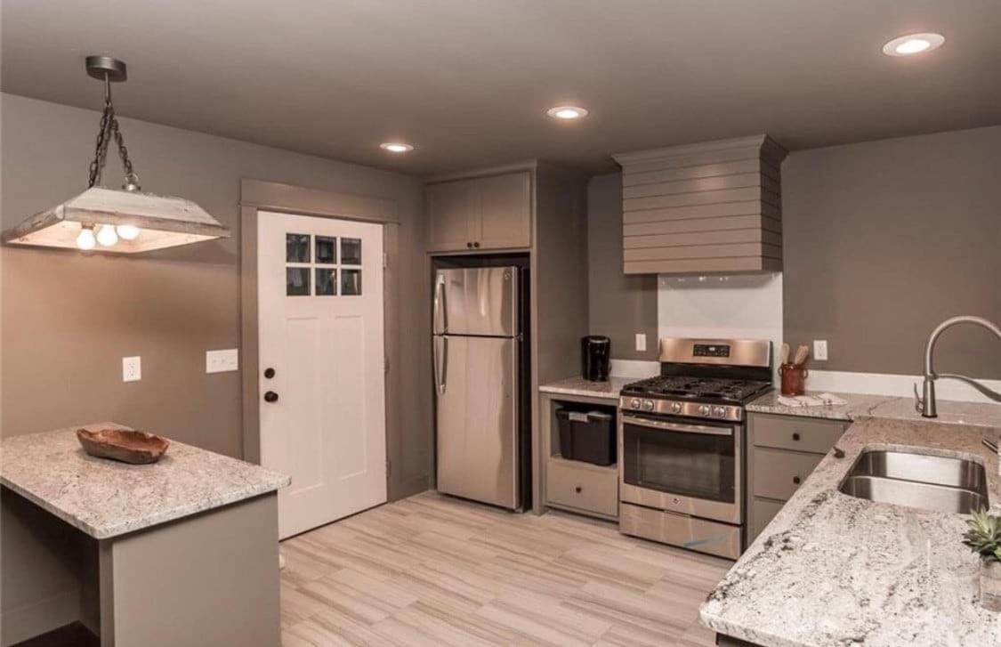 Walk To Square - Cozy & Convenient