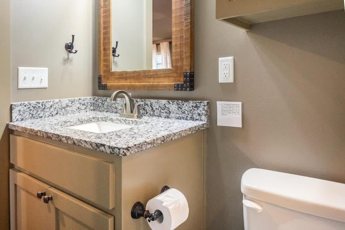 Steps To Square & Trails Apartment Bentonville