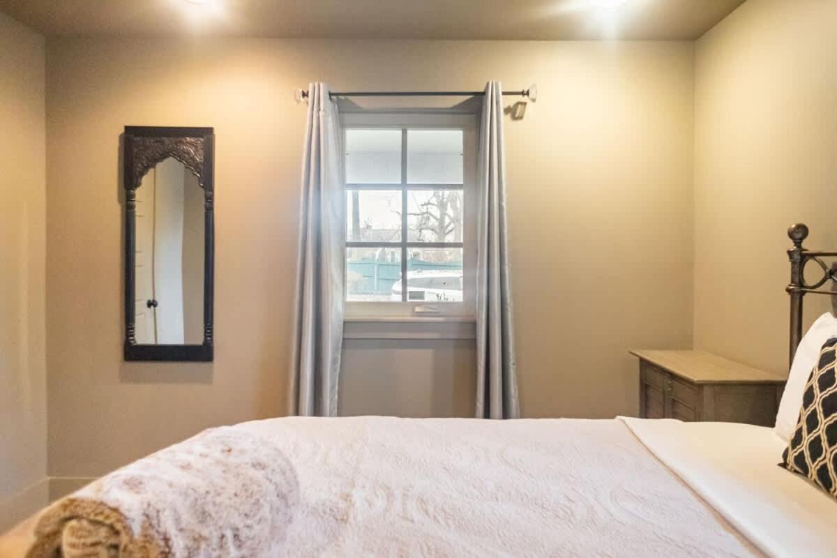 Steps To Square & Trails Apartment Bentonville