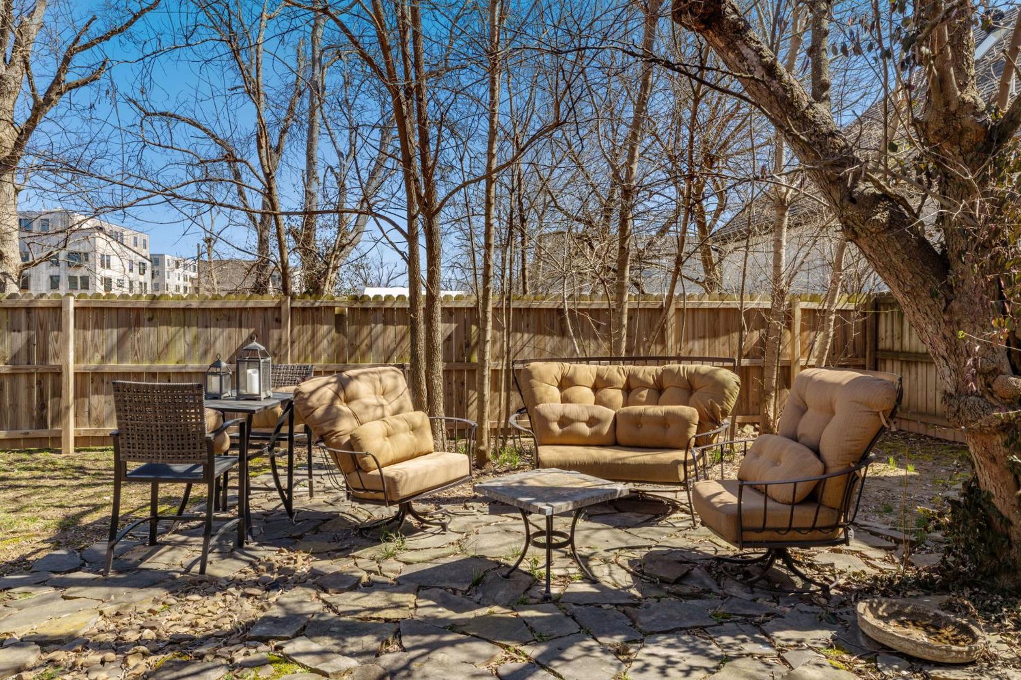 Little Red Roof-1mi To Downtown-along Bike Trail Holiday home Bentonville