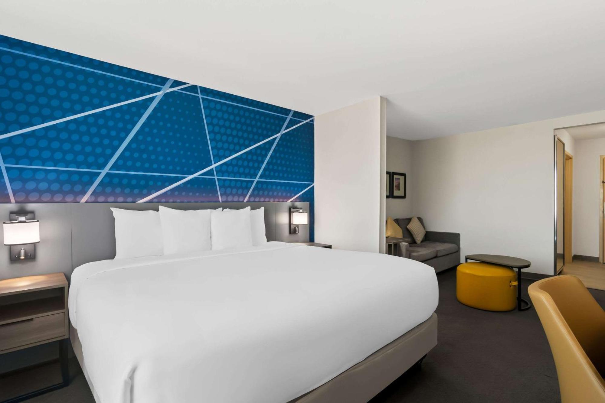 Hotel Comfort - Rogers