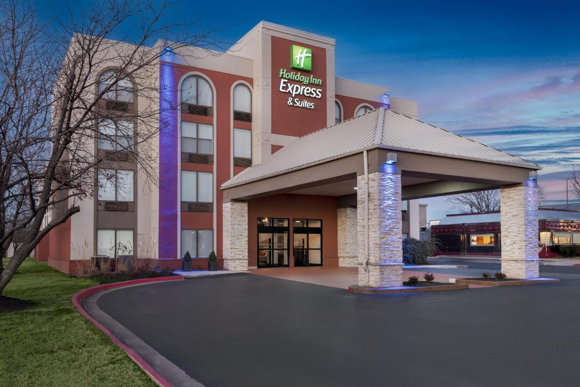 Express & By Ihg Bentonville