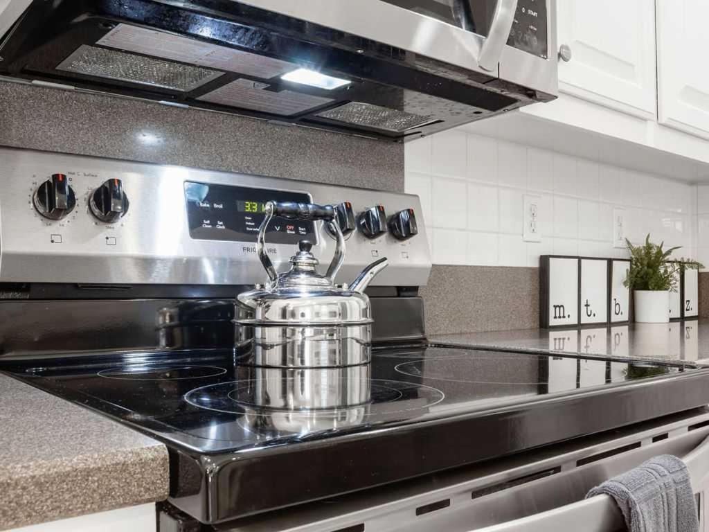 Coler House Cyclist Retreat With Hot Tub Holiday home Bentonville