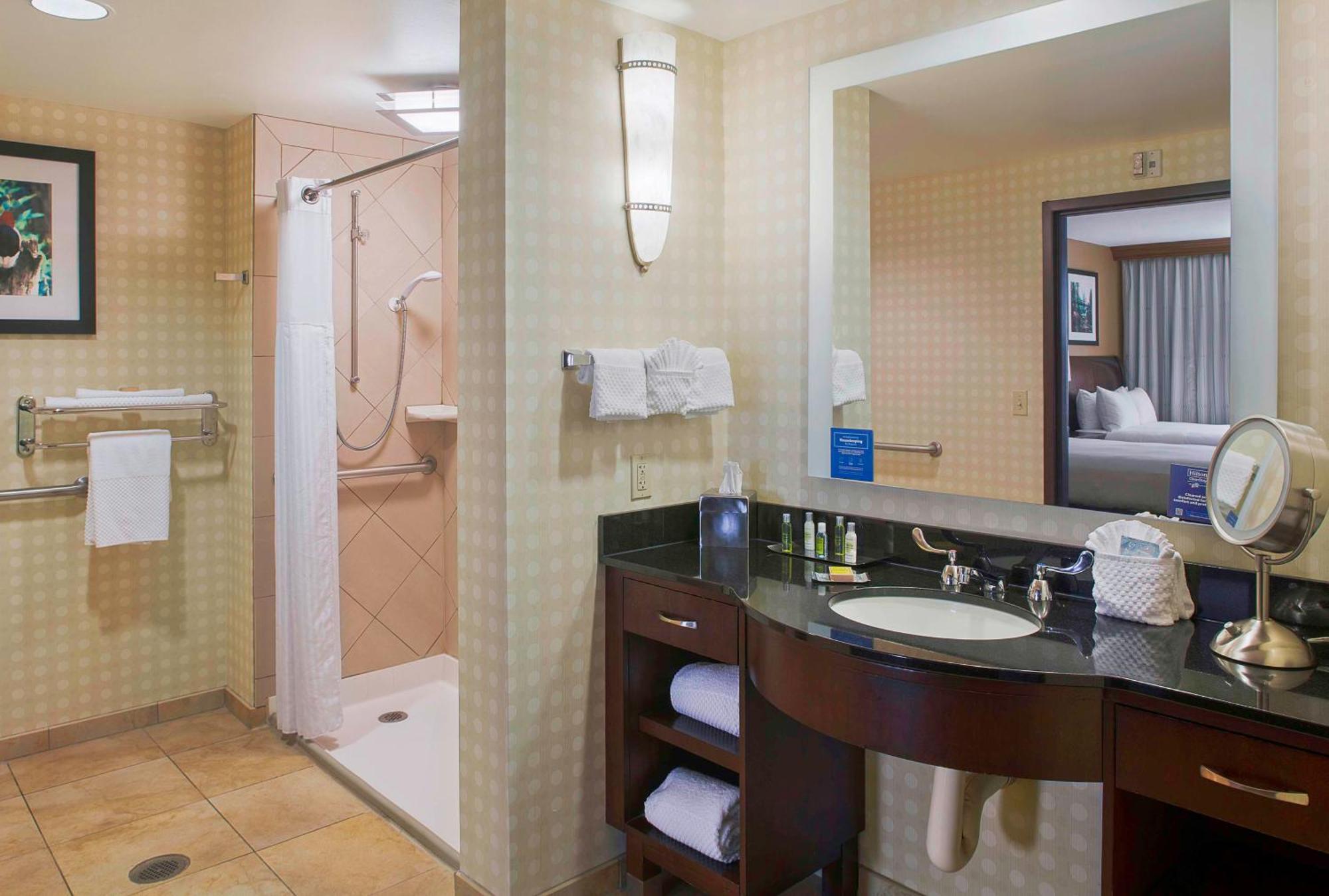 Hotel Doubletree By Hilton Bentonville