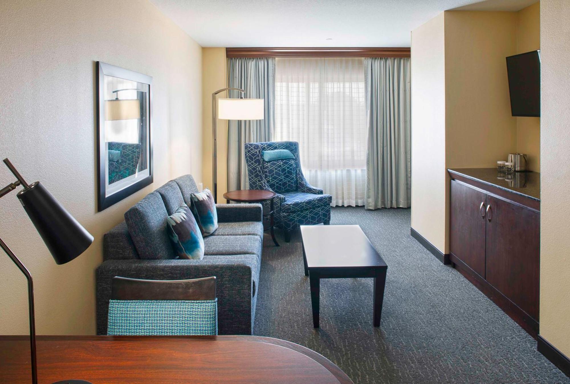 Doubletree By Hilton Bentonville