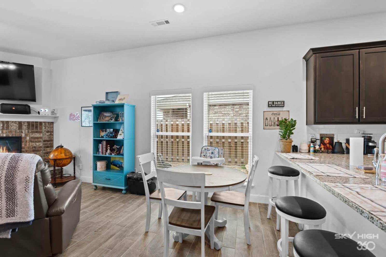 Cozey Pet-friendly Hideout Near Xna *