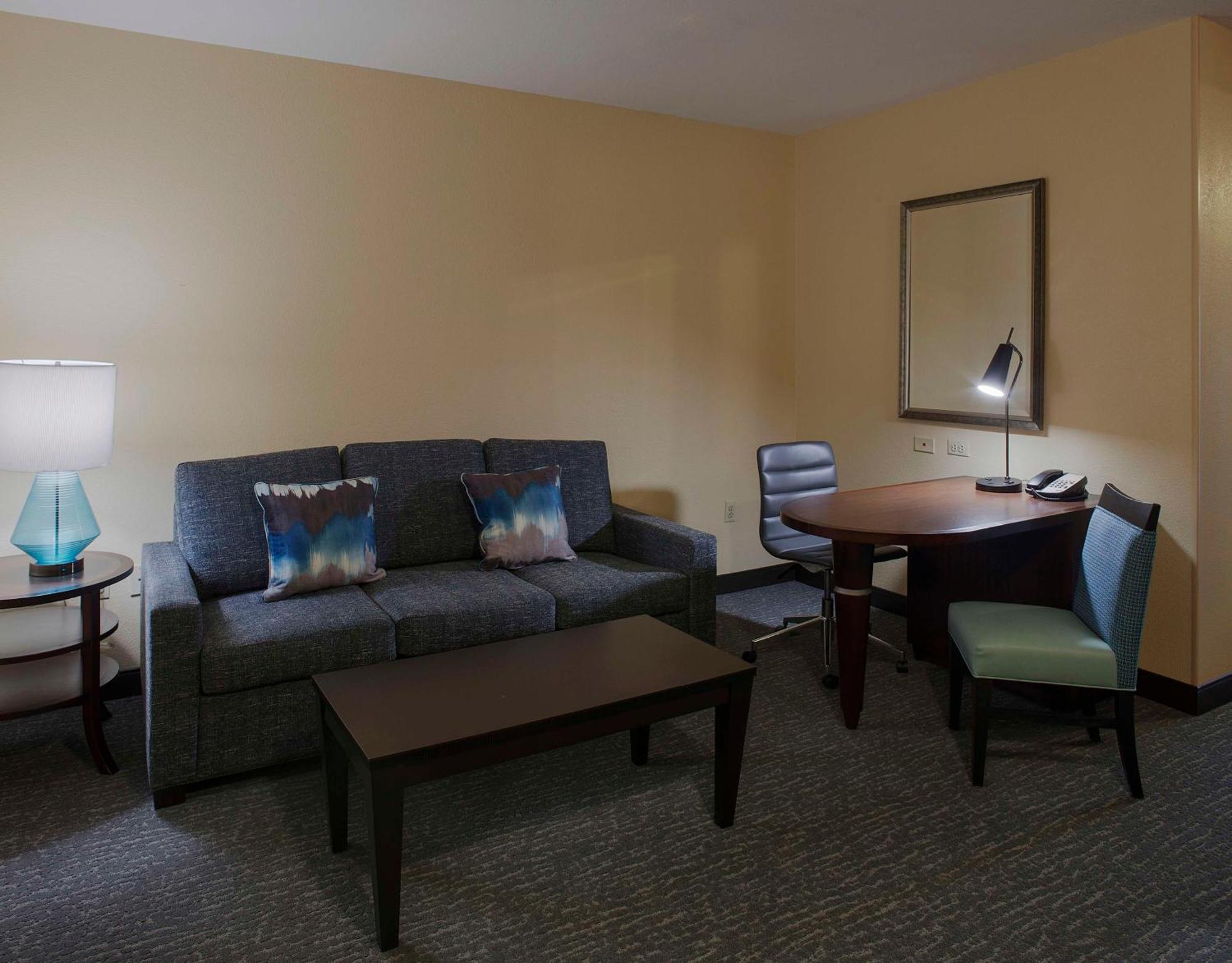Hotel Doubletree By Hilton Bentonville