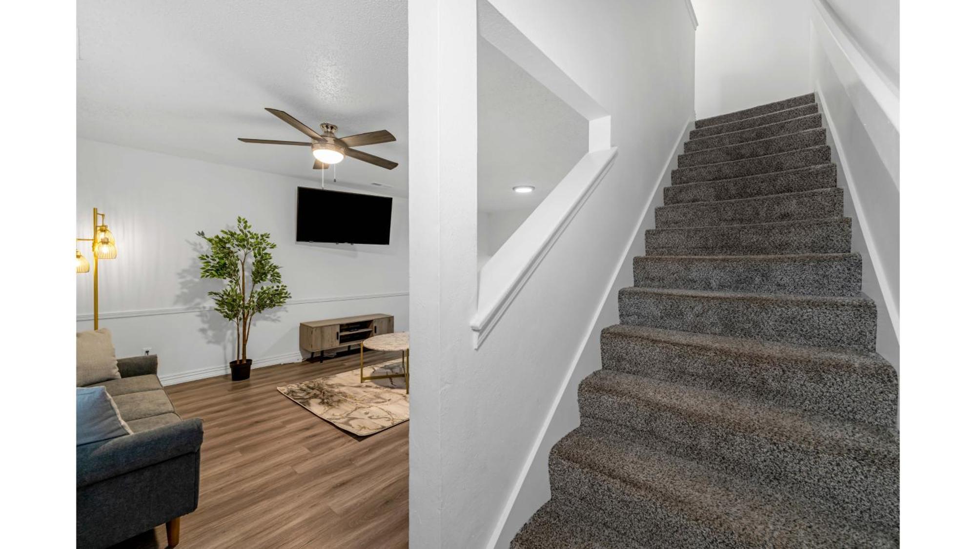 Cozy 3bd Near Walmart Hq With Long Savings Apartment *