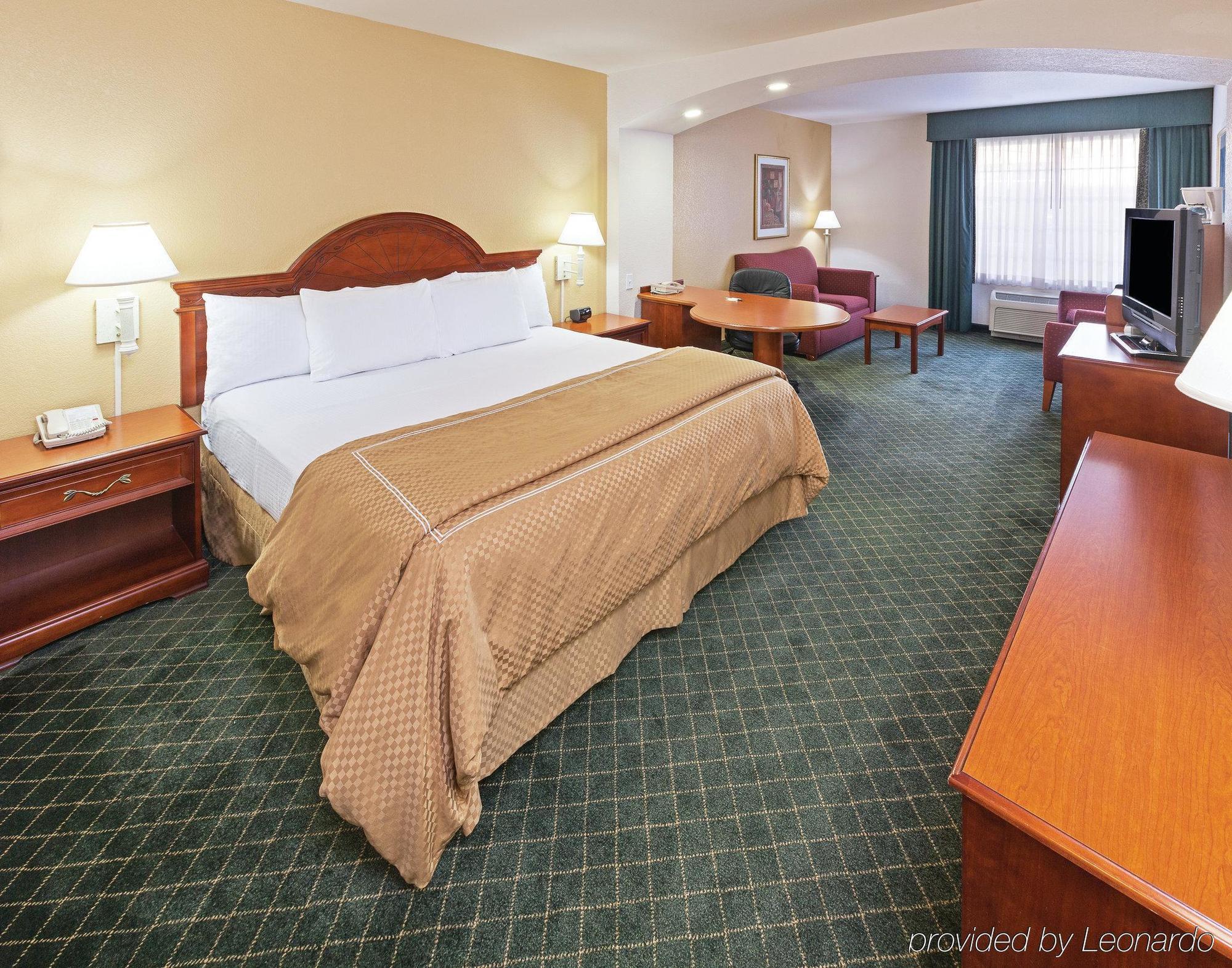 Hotel La Quinta By Wyndham 3*