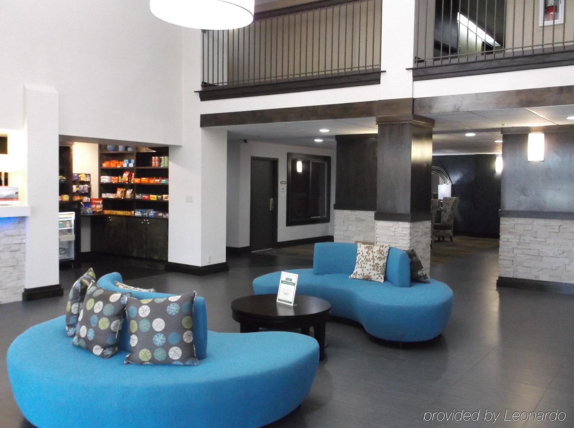 Express & By Ihg Hotel Bentonville