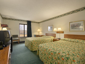 Super 8 By Wyndham Motel Bentonville
