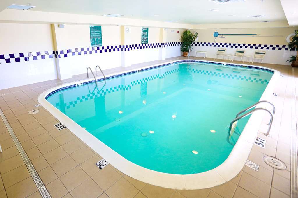 Hotel Hilton Garden Rogers 4*