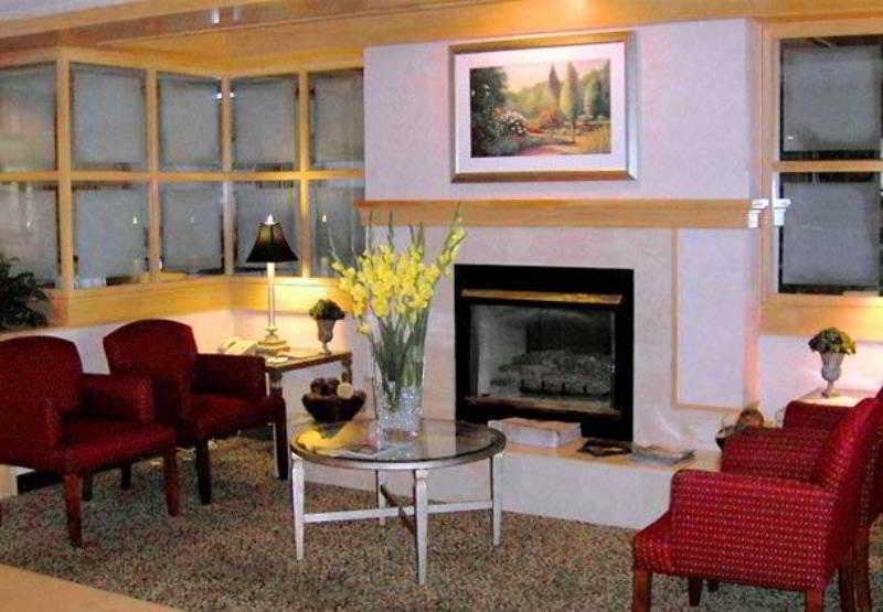Courtyard By Marriott Bentonville